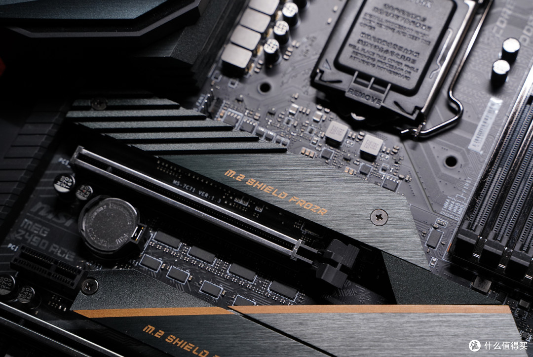 上代旗舰哭晕在厕所 RTX3070大战2080Ti