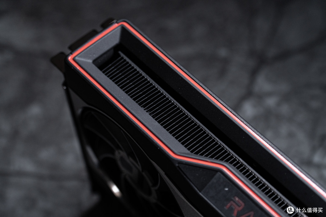 AMD刚灭了酷睿的门又想抄Geforce的家?初探 镭龙 RX6800系列显卡