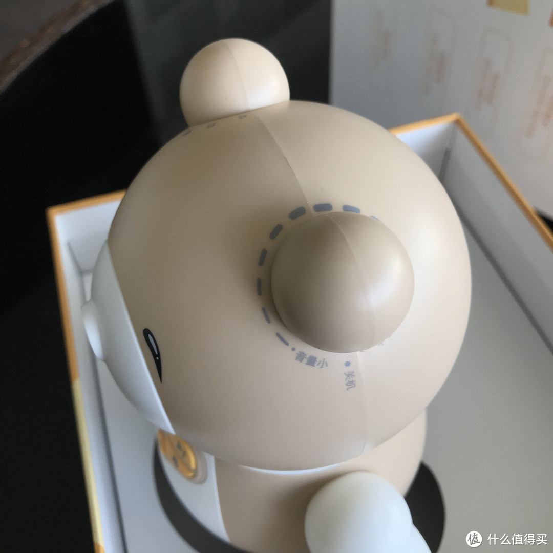 儿童智能机器人——带你看体面实用又拿得出手的送礼好物,萤宝陪护机器人开箱