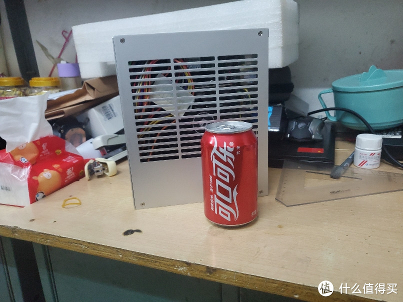 学下猪王,用可乐做对比