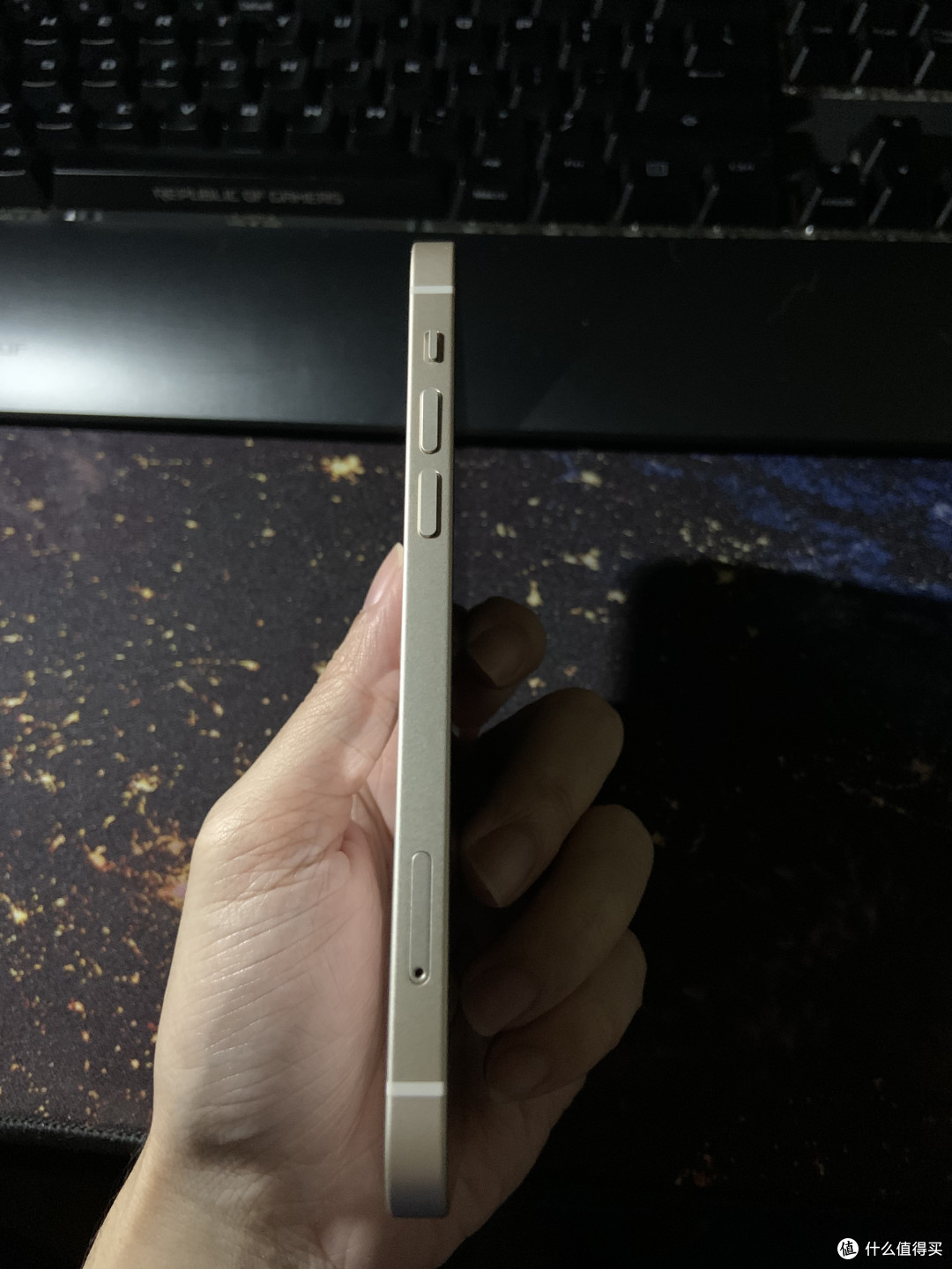 跟紧5G的步伐，iphone 12开箱纪念。