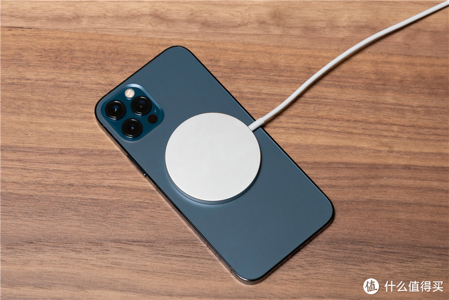 iPhone 12 Pro测评:对比华为Mate 40 Pro,你想了解的都在这里了!