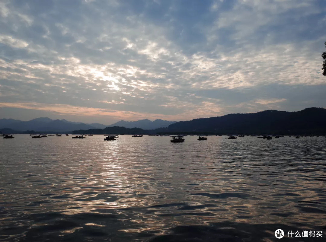 跟着苹果店去旅行,你甚至可以不用做攻略