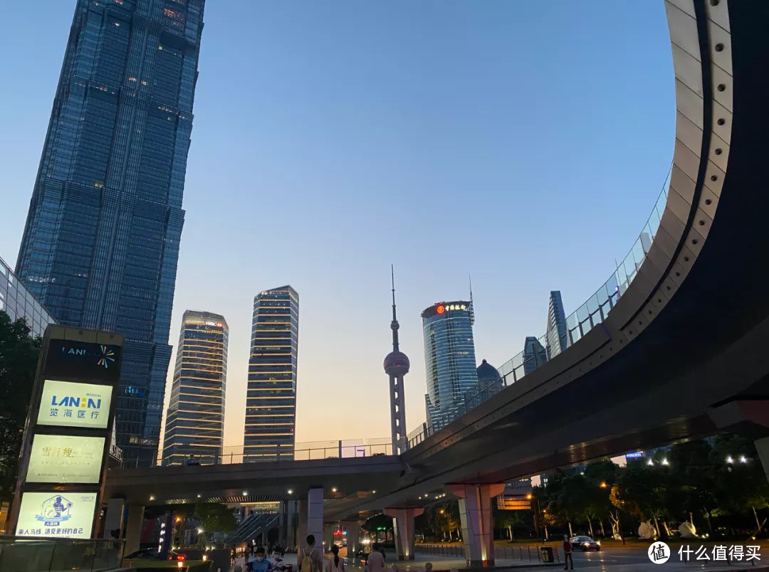 跟着苹果店去旅行,你甚至可以不用做攻略