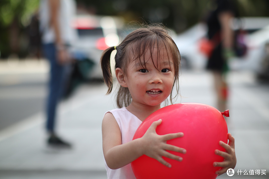 当国货之光遇见最强副厂，唯卓仕56mmF1.4和适马56mm F1.4对比评测