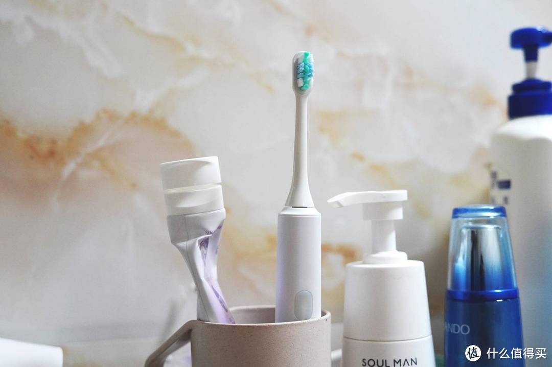 混乱市场下电动牙刷选择性价比还是实用？更好用电动牙刷怎么选？