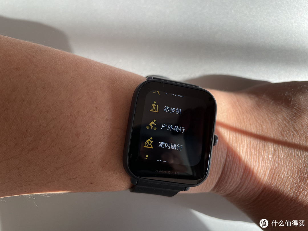 Amazfit Pop Pro上手体验：运动健康NFC“超大杯”旗舰享受