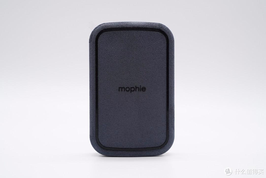 拆解报告：mophie 8000mAh无线充移动电源