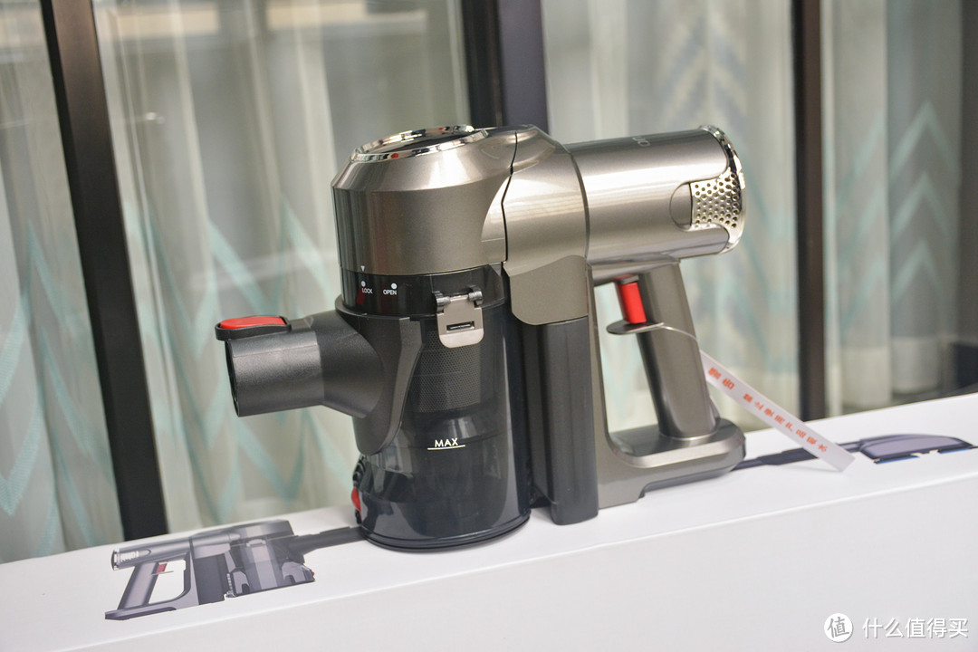 吸尘器+电动拖把,能否1+1大于2?洒拖F6吸拖一体机使用体验