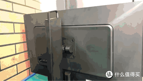 组了台电竞感十足的黑苹果双系统主机,泰坦军团T27QR 2K 180Hz电竞显示器体验