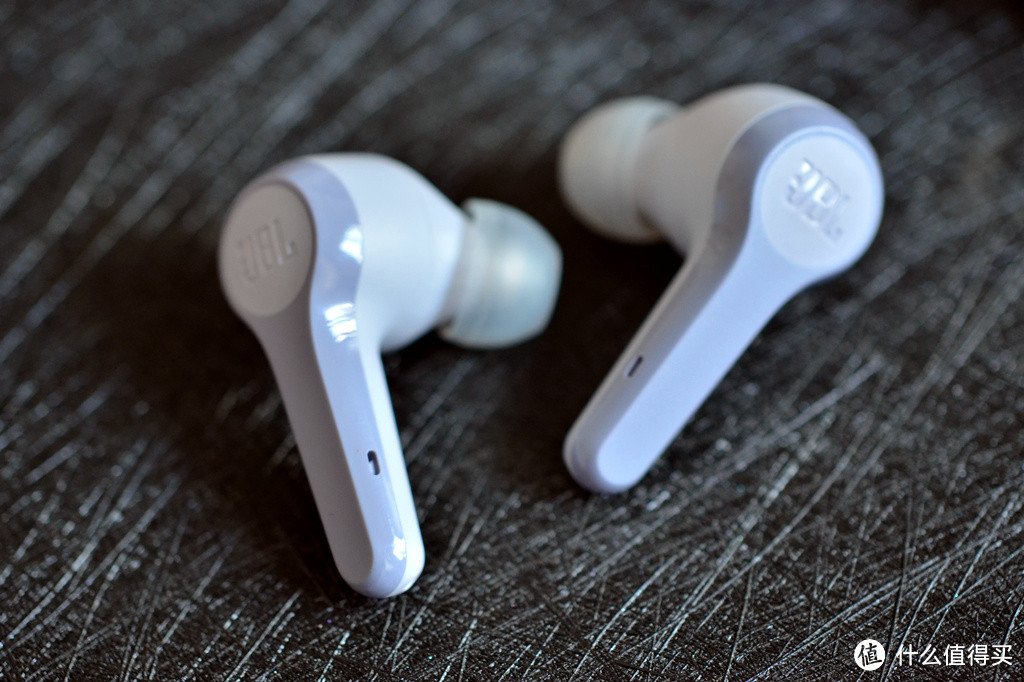 盘一盘主打性价比的TWS耳机：八款蓝牙耳机先体验再推荐