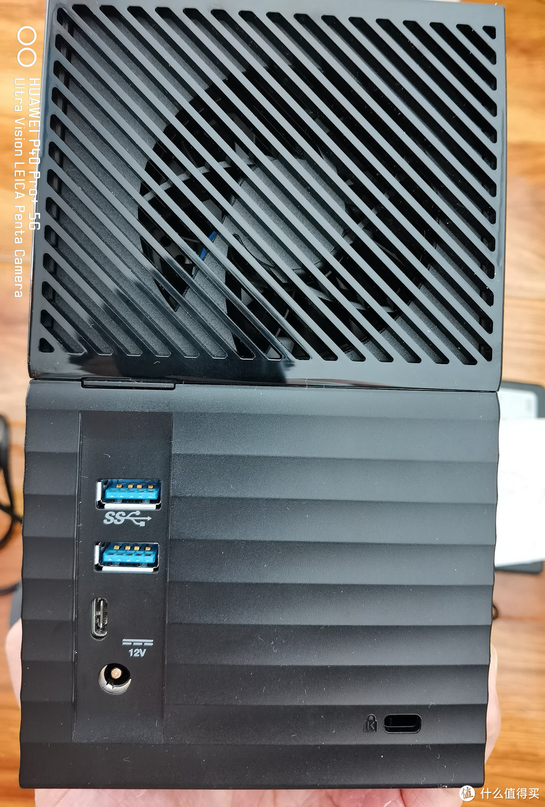 硬盘阵列盒子,C口连接