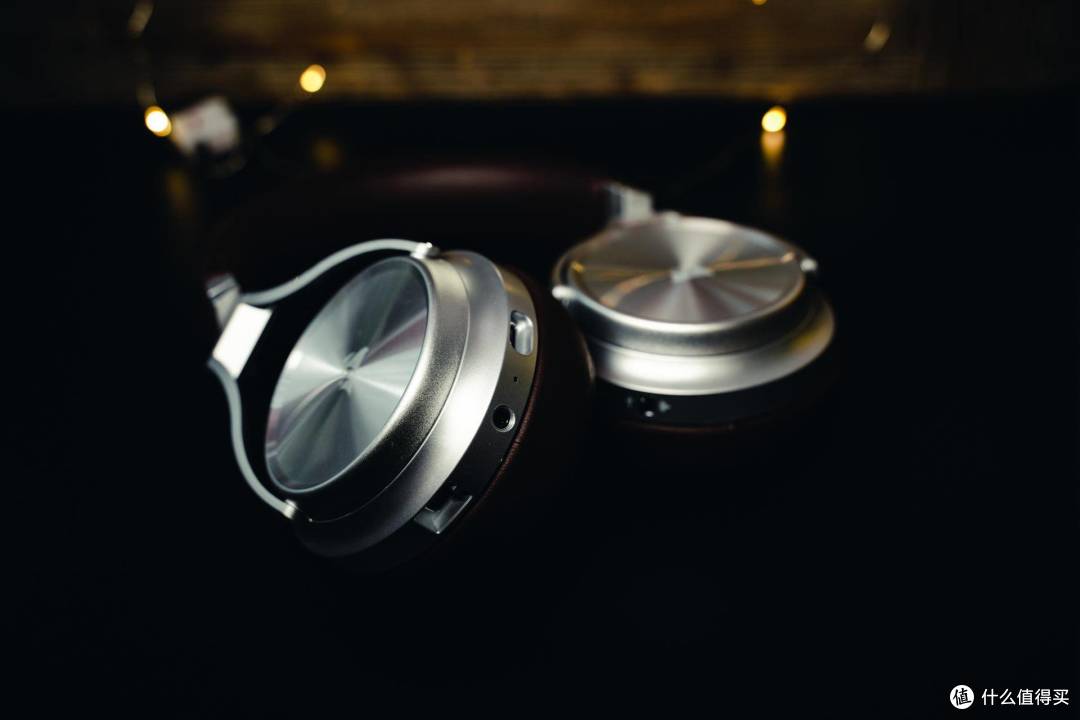 HIFI 外观的游戏旗舰耳机：海盗船鉴赏家 SE