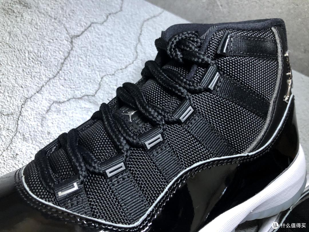 AJ11 黑银 25周年 同尺码有什么不同? 女款对比GS款