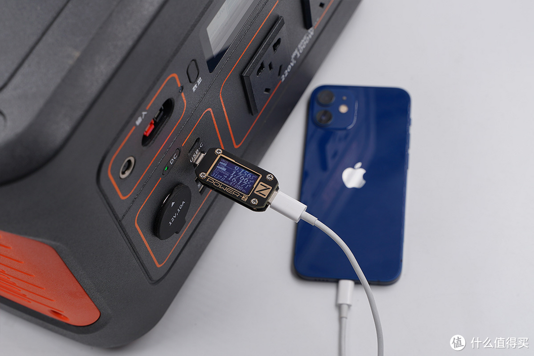 户外电源也可以直接为iPhone12mini实现PD快速充电