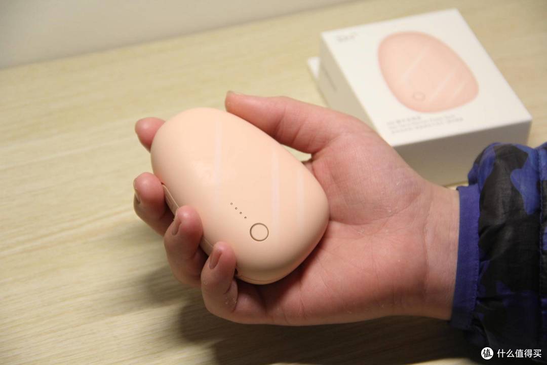 冬天冷飕飕,你的她手里也有这么一个小可爱么?