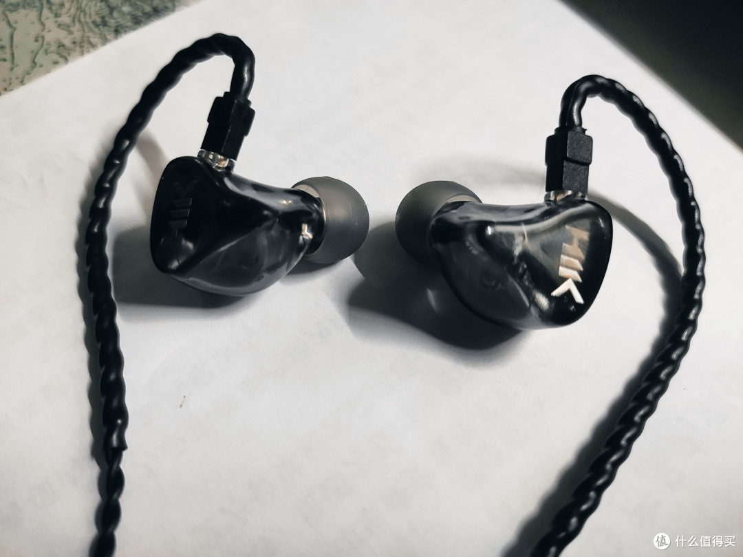 有颜有质,有线HIK S1,取代千元耳机,让音质更饱满