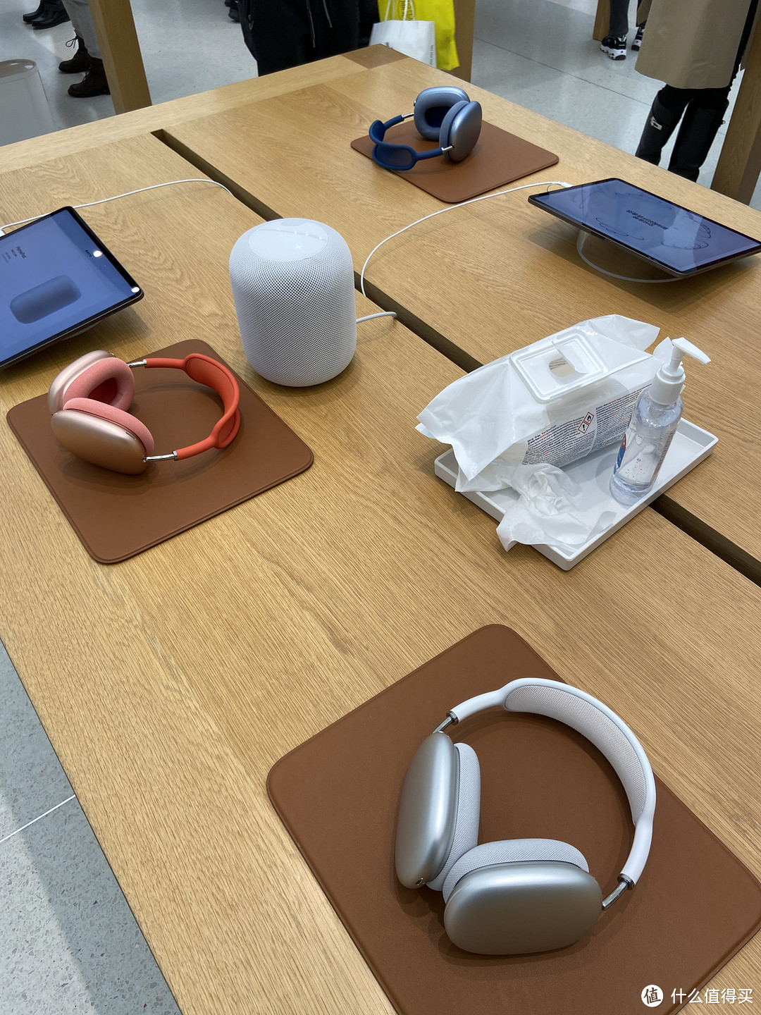 苹果最贵耳机AirPods Max试听10分钟小小小体验