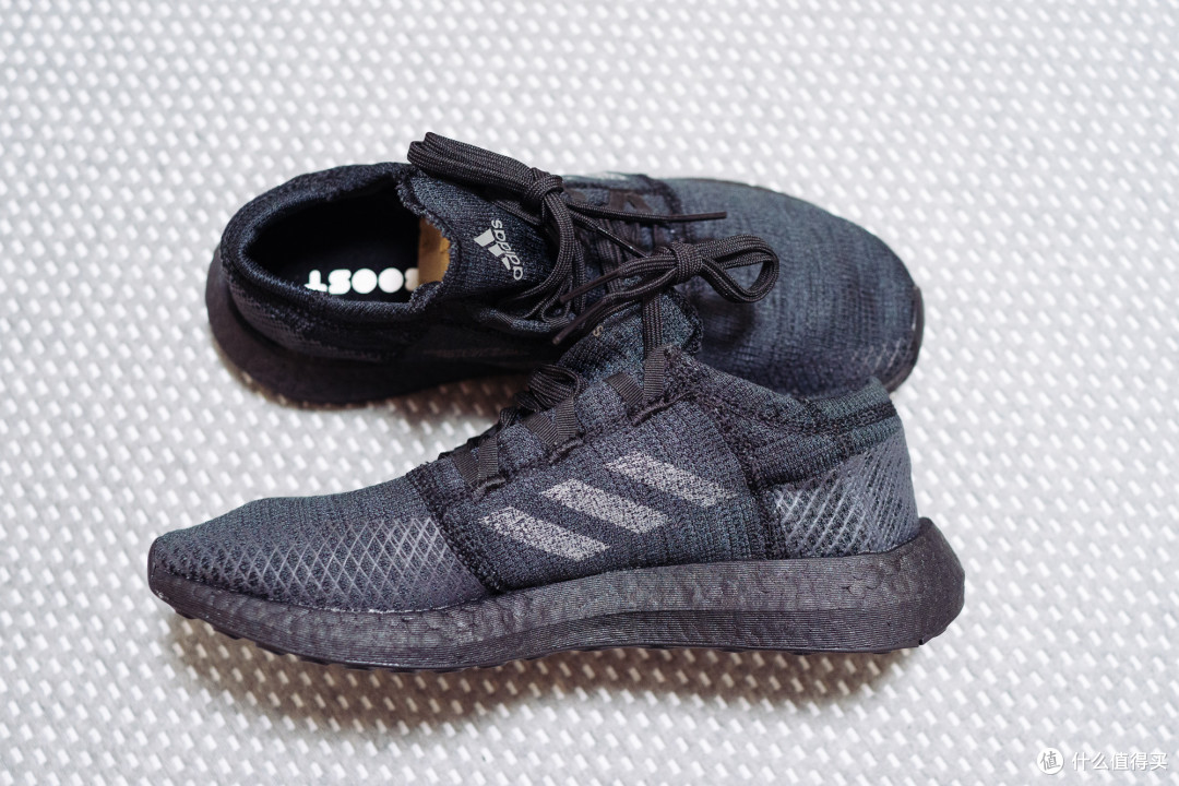 全黑 PureBOOST GO,对比晒单