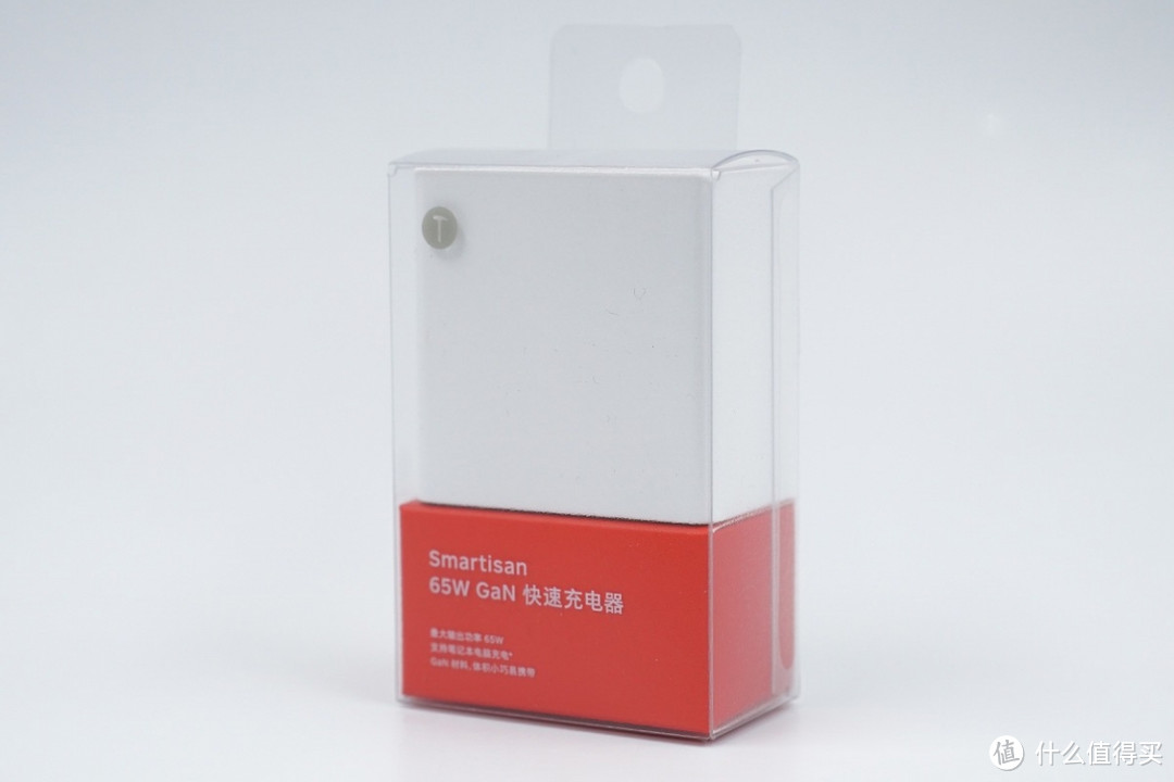 Smartisan推出65W氮化镓充电器,功率密度达0.996W/cm³