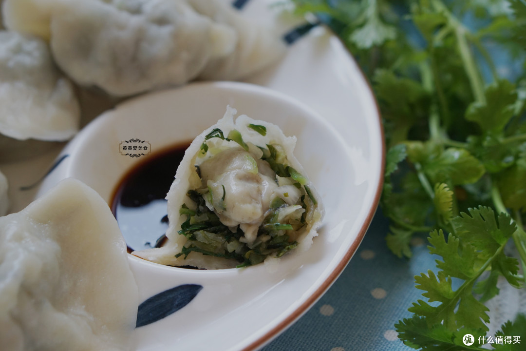 胶东人最爱这一口,海蛎子肉手工饺子,多汁又滋补,个顶个的鲜