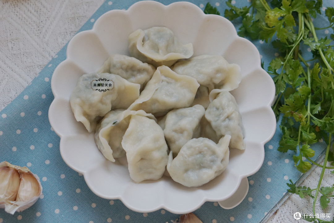 胶东人最爱这一口,海蛎子肉手工饺子,多汁又滋补,个顶个的鲜