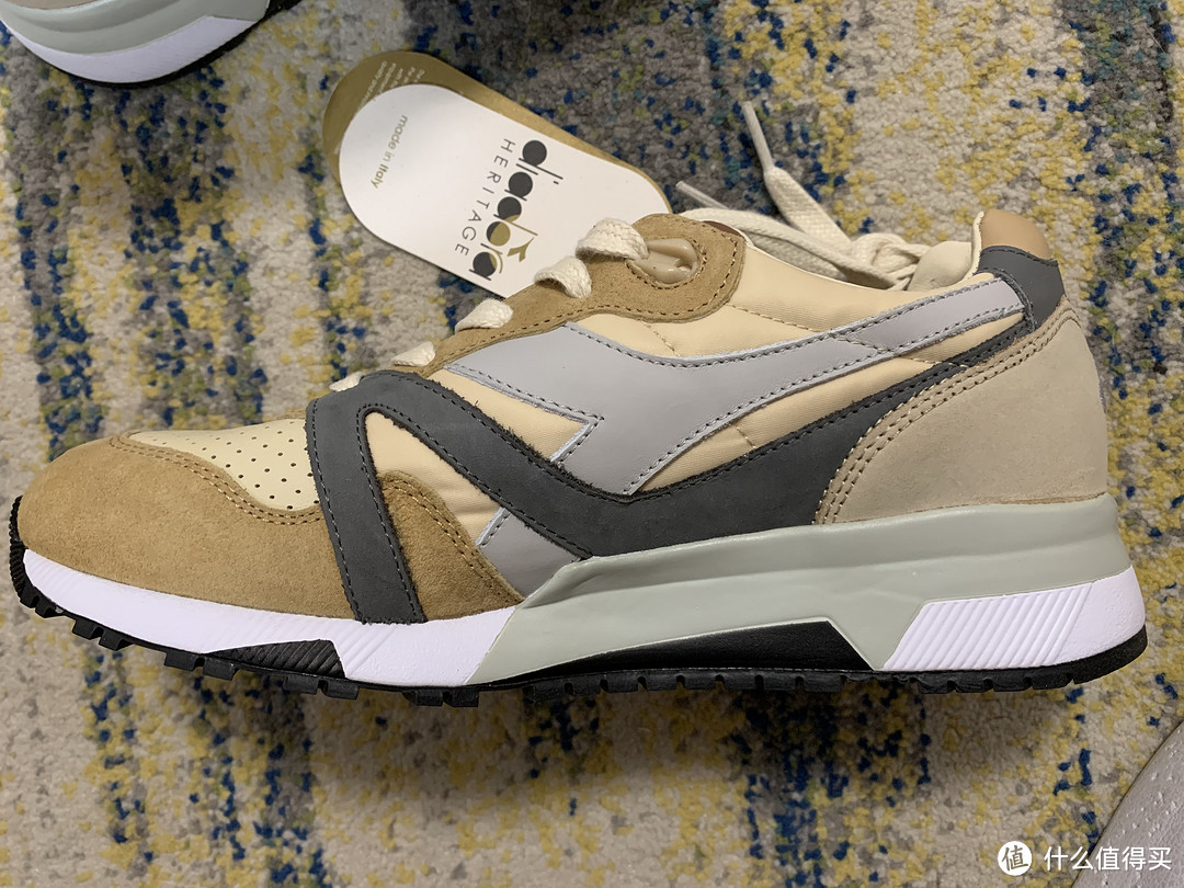 黑五海淘第一弹：Diadora N9000 Made in Italy 开箱