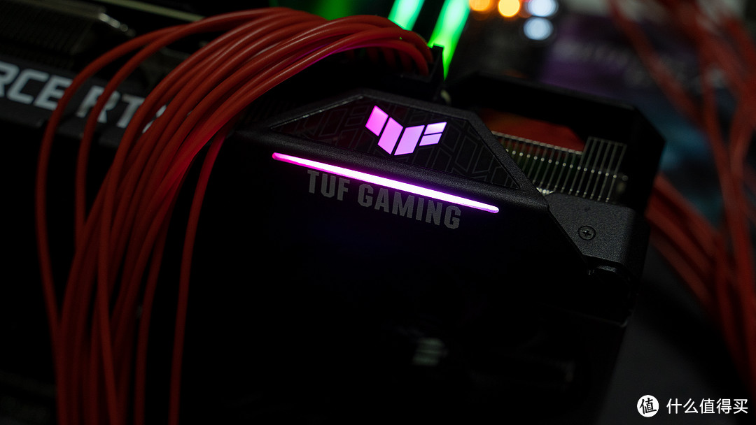 华硕TUF RTX 3080 O10G GAMING显卡评测：满载60℃风扇运行还安静！