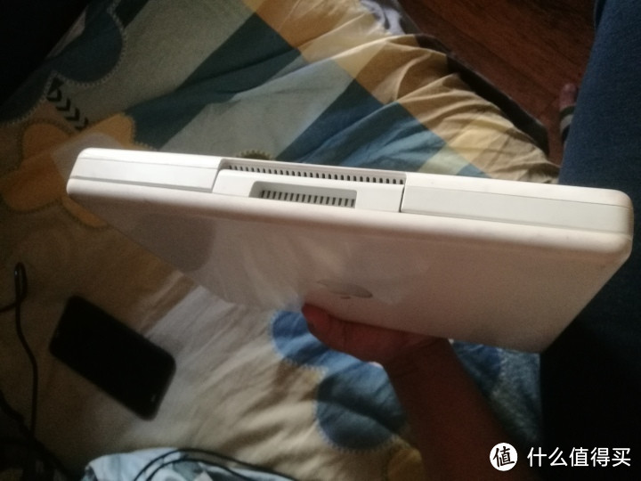 300块钱的苹果笔记本：IBOOK G4开箱测评