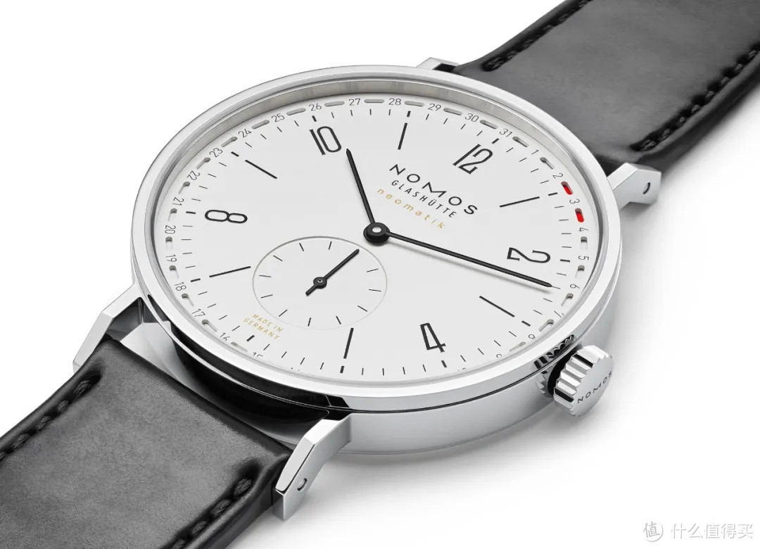 Tangente 180，还是那熟悉的不带烟火气的素雅