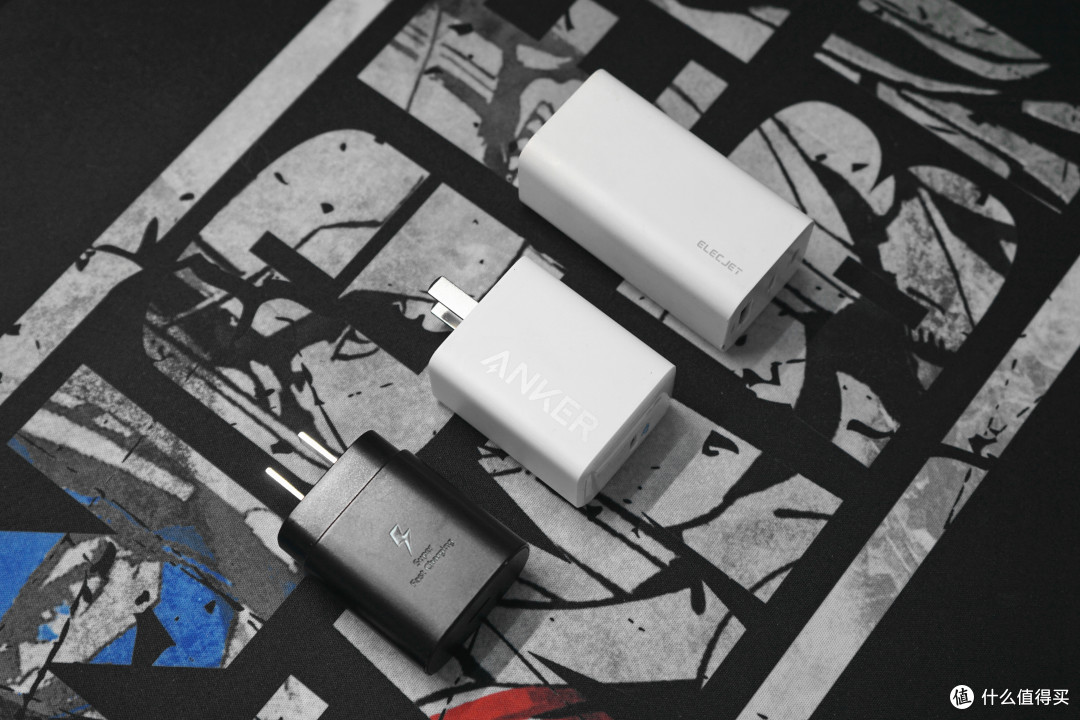 Anker 65W Pod Lite：小体积钢炮充电头的自我修养