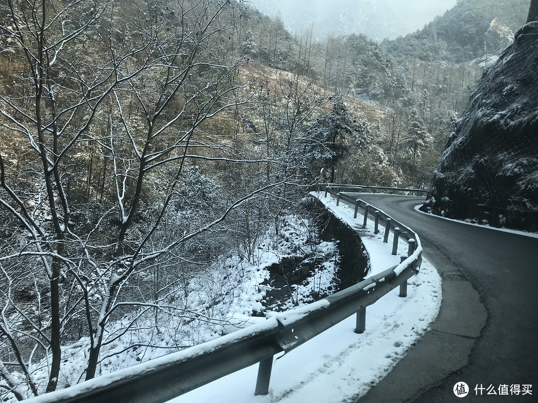 打卡杭州最大的大明山万松岭滑雪场，并附上贴心攻略 