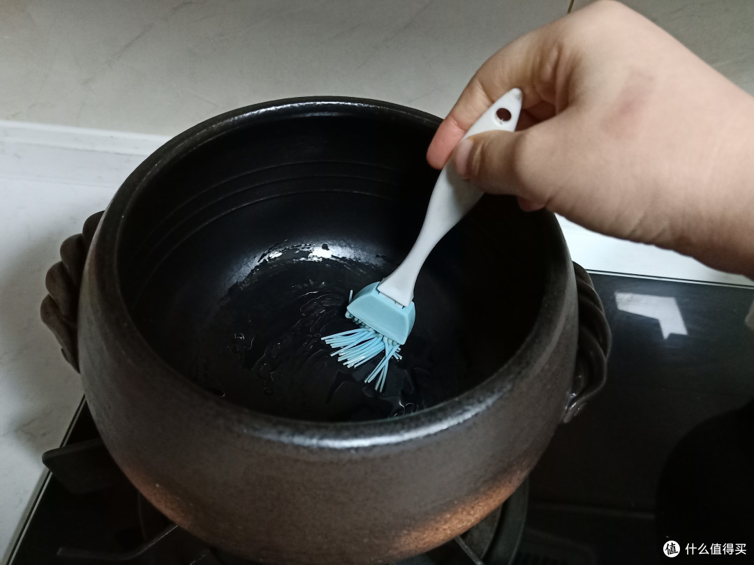 好一双巧手!手抓饼变花环,香蕉变小可爱,网友:活出“真精致”