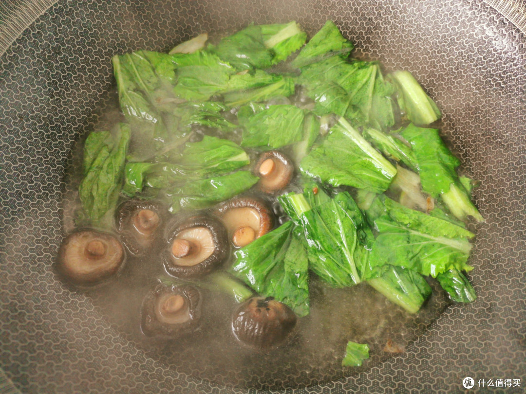 杜淳带着美食上热搜,蛋饺肉丝疯狂刷屏,赶紧做份蛋饺解解馋