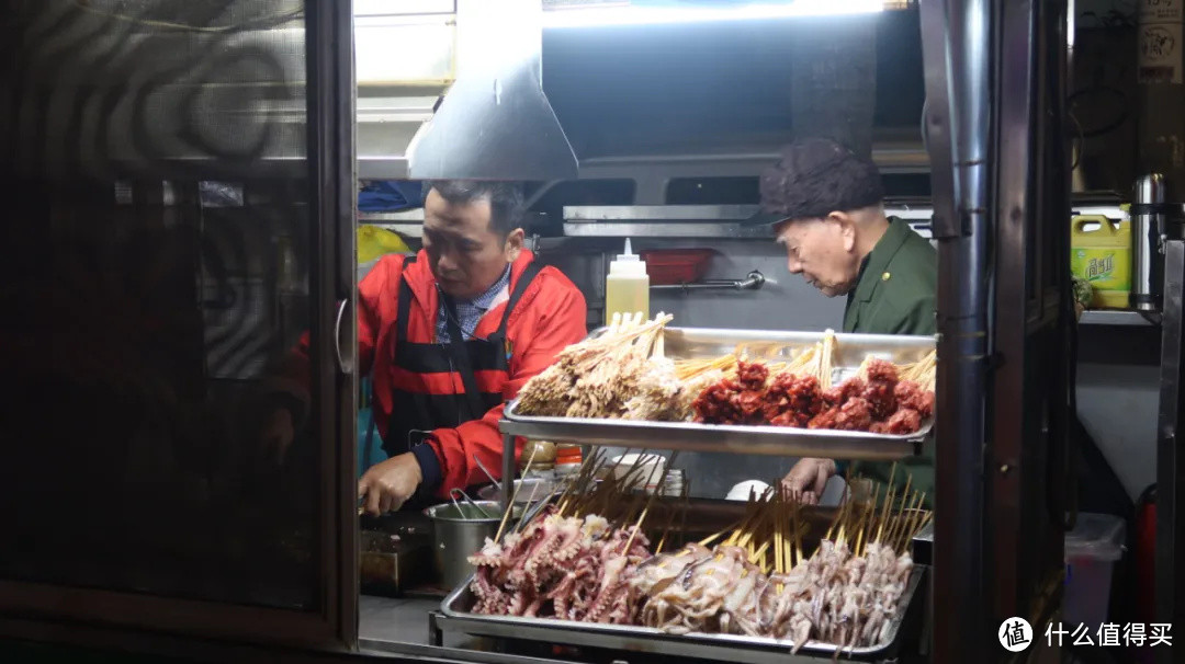 海口48小时：在这个隐形的“早茶天堂”，烦恼只有吃太饱