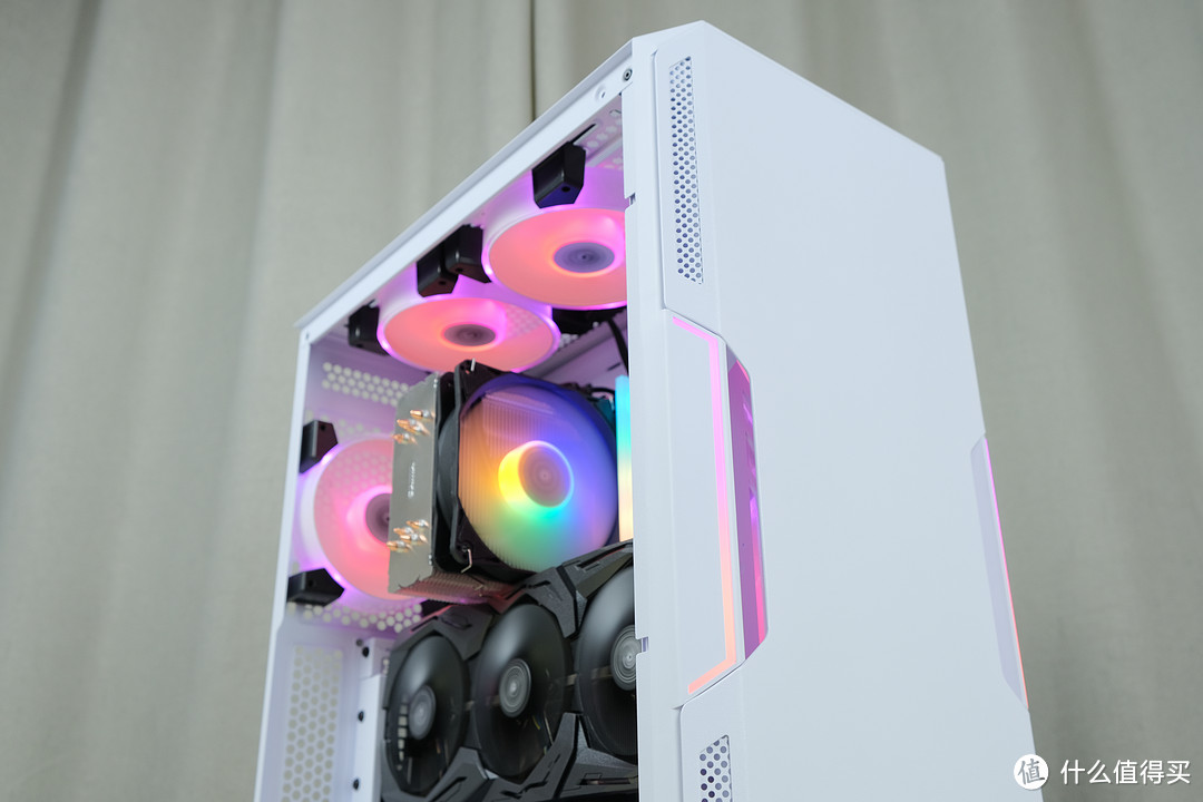 年末“非性价比”装机，i5-10400F+RTX2060+XPG 皓月版上机