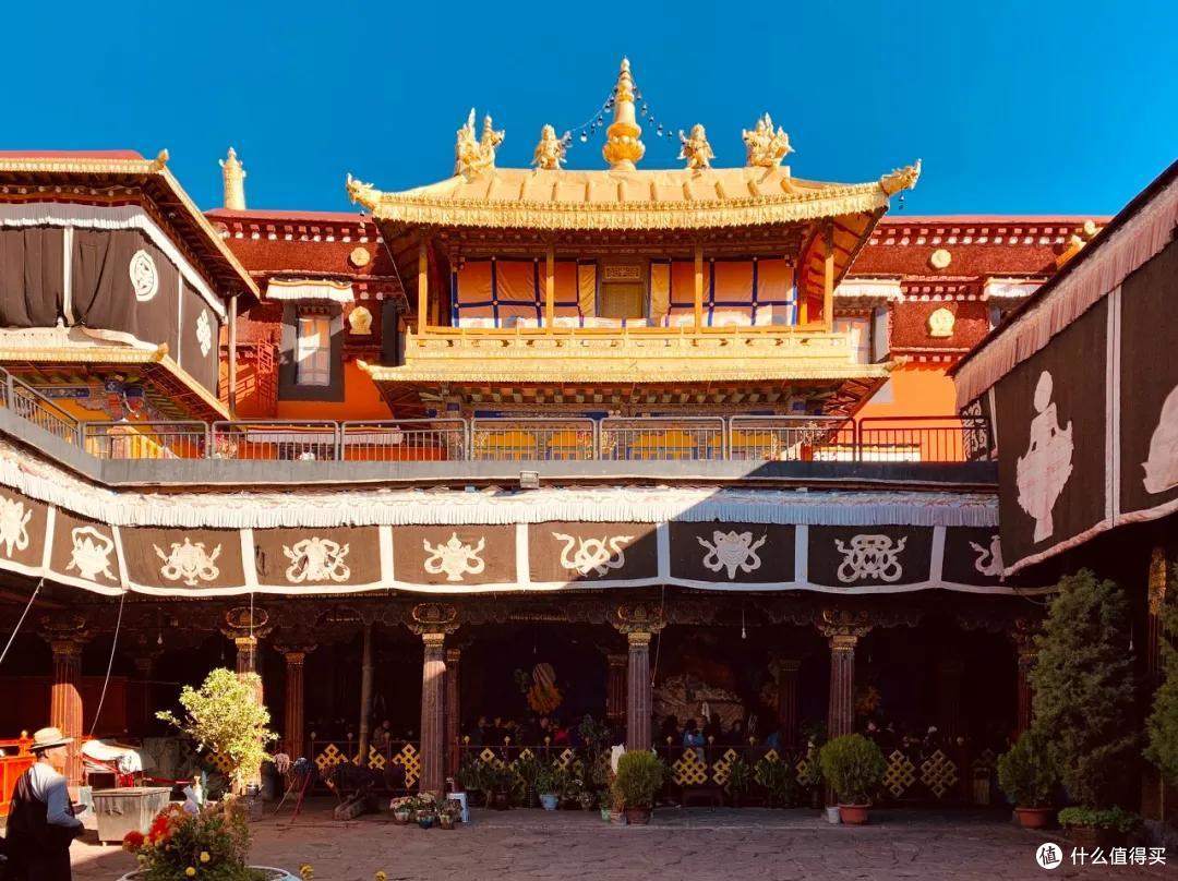 在拉萨除了喝茶晒太阳逛寺庙，还能干什么？