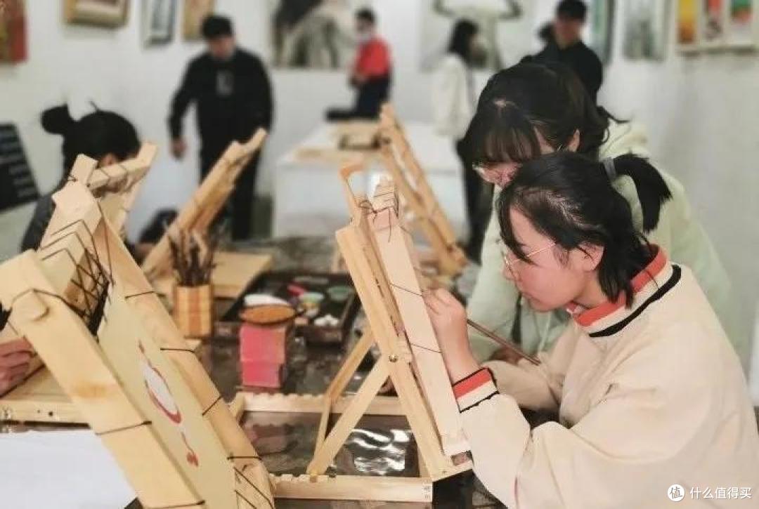 在拉萨除了喝茶晒太阳逛寺庙，还能干什么？