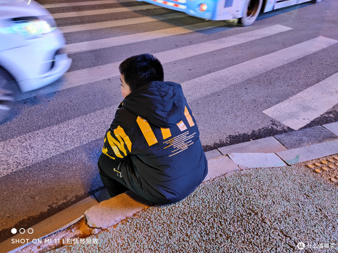 元旦从小米之家拿到的 MI 小米 11 轻测 2021你环保了吗?