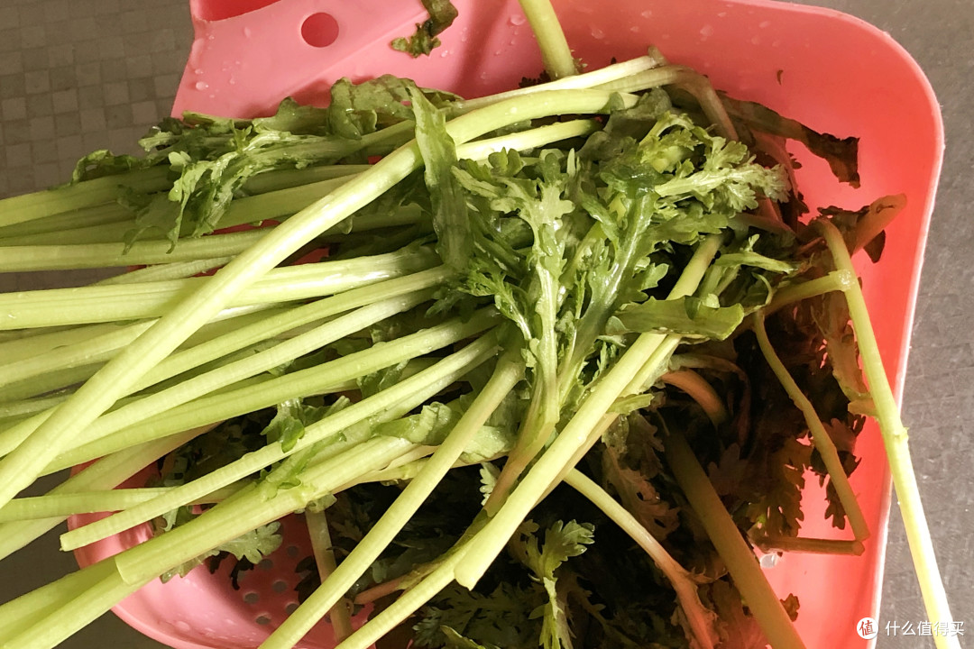 寒冷的冬天,用暖暖的美食抓住你的胃—BUYDEEM北鼎22cm焖炖锅28cm焖焗锅组合套测评体验