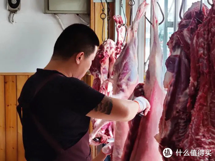 一天剋掉100万斤羊肉,包邮区里就数她最会吃!