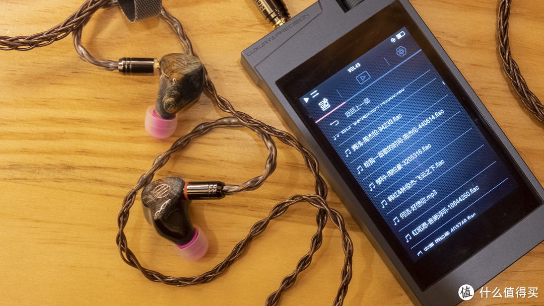 8单元动铁的HIFI耳机啥听感？越闹腾的歌越惊艳！BGVP最新堆料旗舰体验