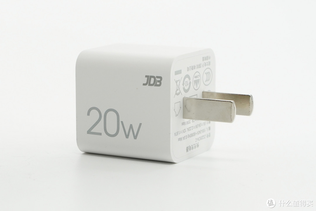 拆解报告：JDB劲电宝20W USB PD快充充电器ZQ20CN-C