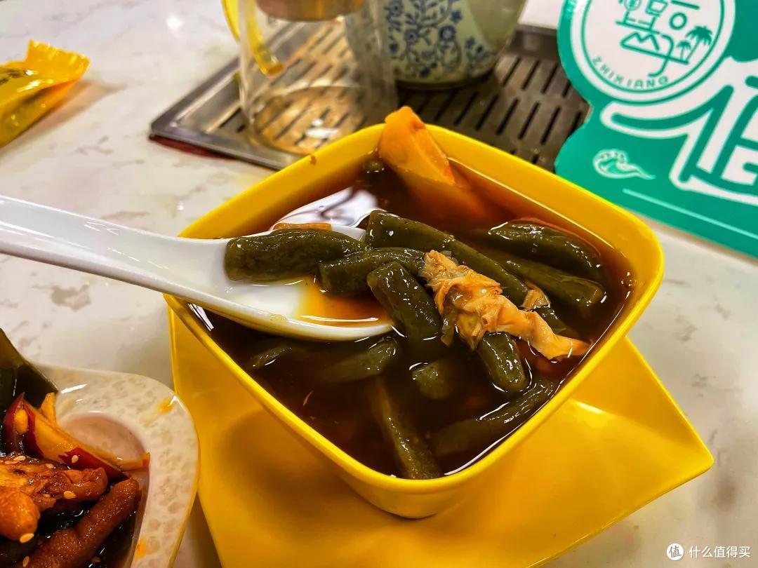 鸡屎藤