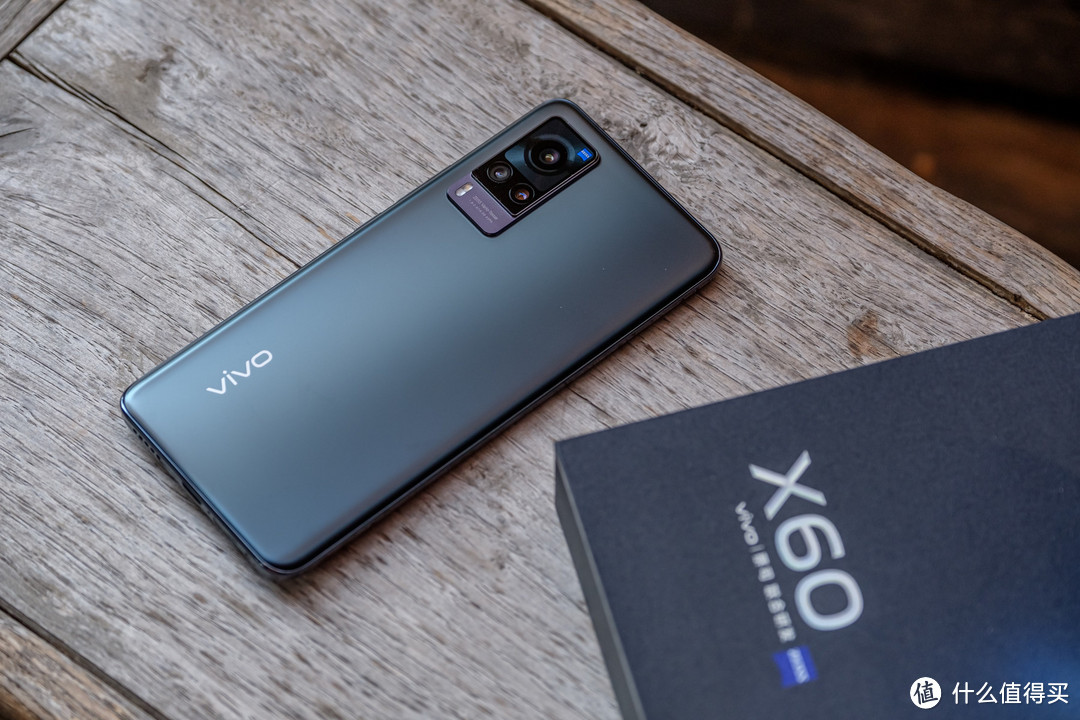 年轻人的第一个卡尔蔡司？vivo x60 pro开箱简评