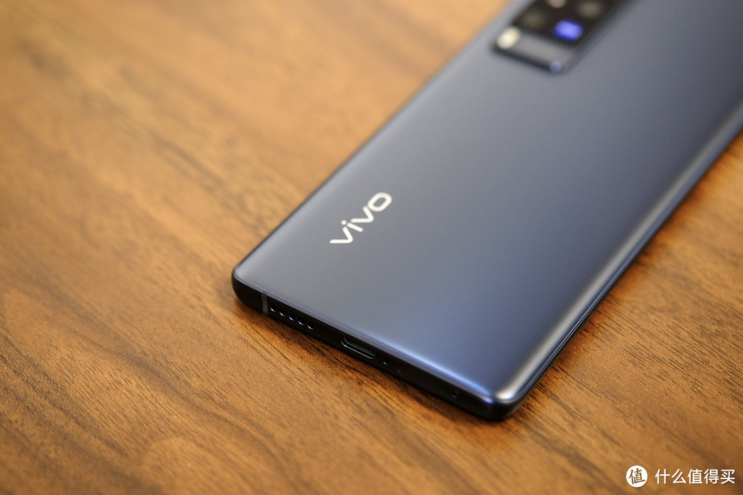 年轻人的第一个卡尔蔡司？vivo x60 pro开箱简评