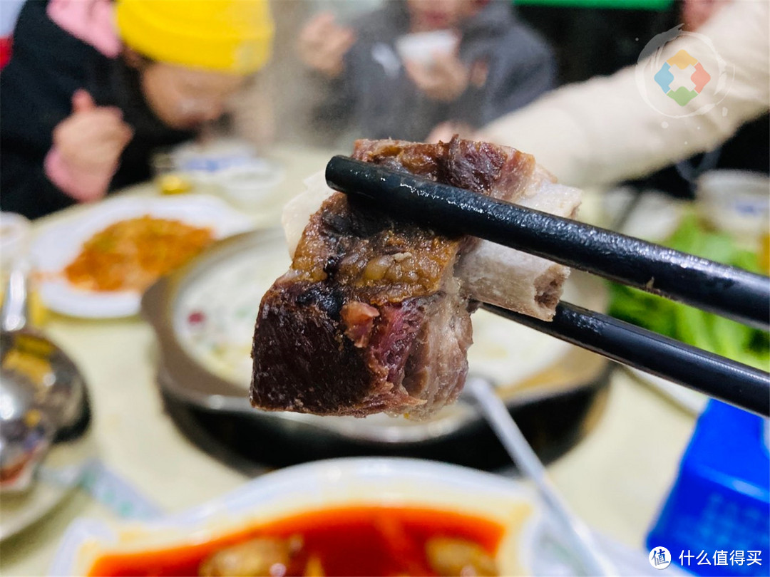 重庆南川特色美食：腊排骨方竹笋火锅，蔬菜免费，还能涮羊肉