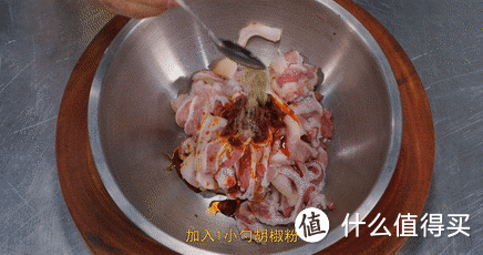 厨师长教你:“粉蒸肉”的坝坝宴做法,米粉油润,香味浓郁