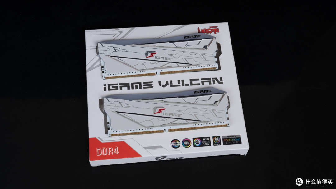 七彩虹iGame Vulcan 4266内存稳超4666 C17，臭打吃鸡帧数暴增15%！