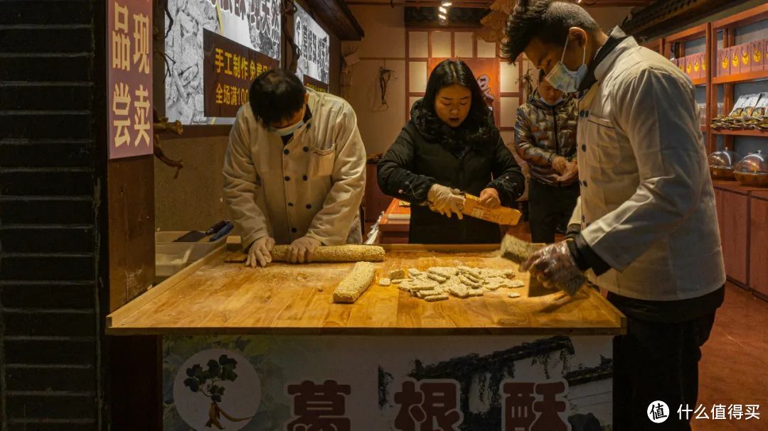 超大型山城迷宫，沉浸式魔幻体验 | 重庆不迷路/不绕远/不踩雷攻略（5k字100+图）